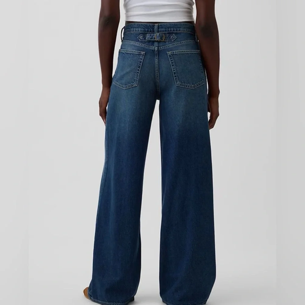 GAP Women's mid rise baggy Jeans in Deep Blue - Picture 2 of 7